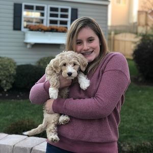 Meet your Posher, Kayla